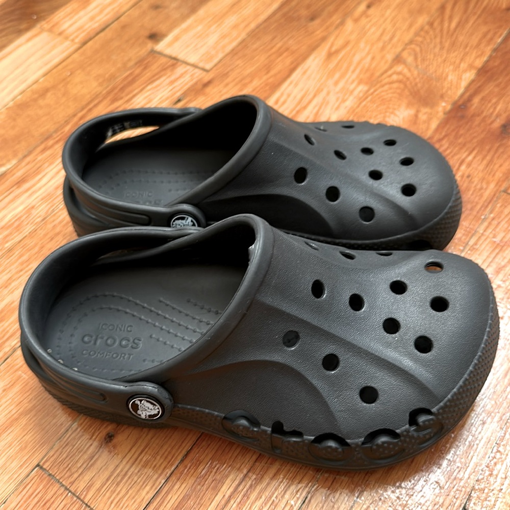 Crocs Black Clogs Size J 1